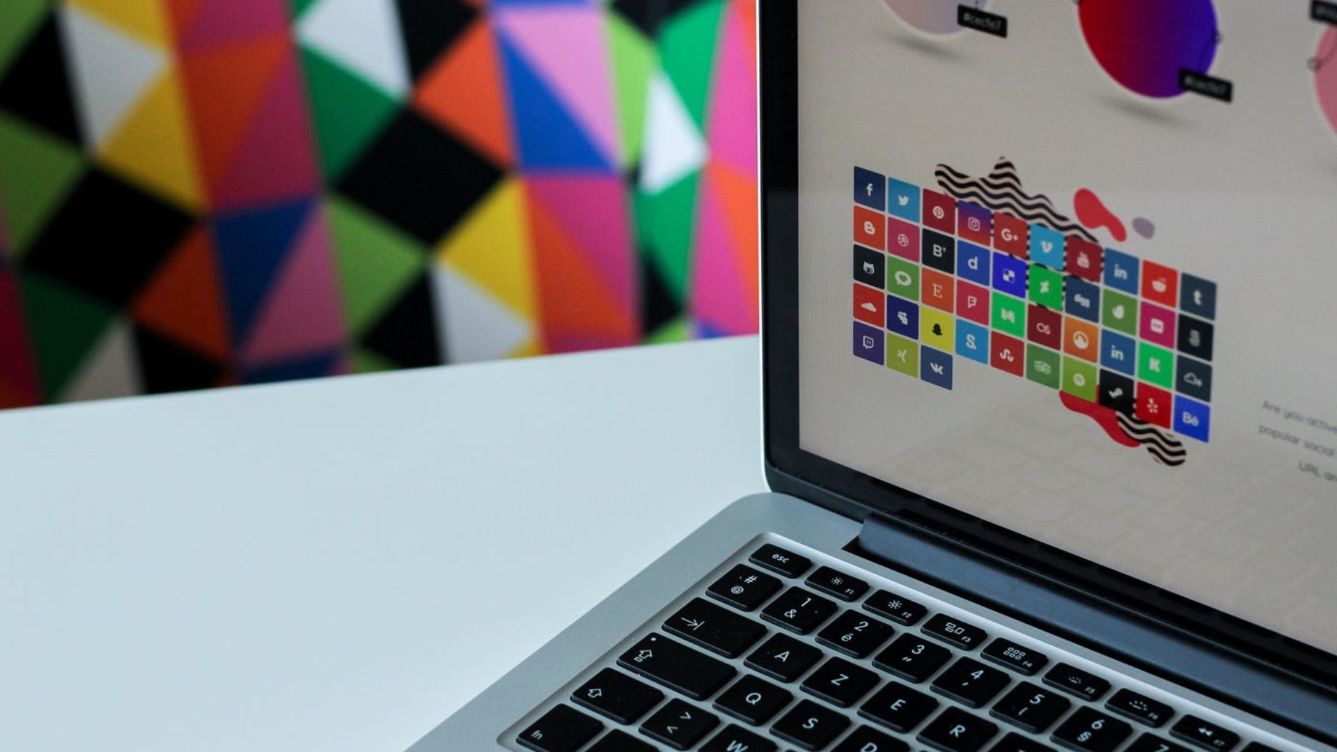 Color and layout can shape user behavior