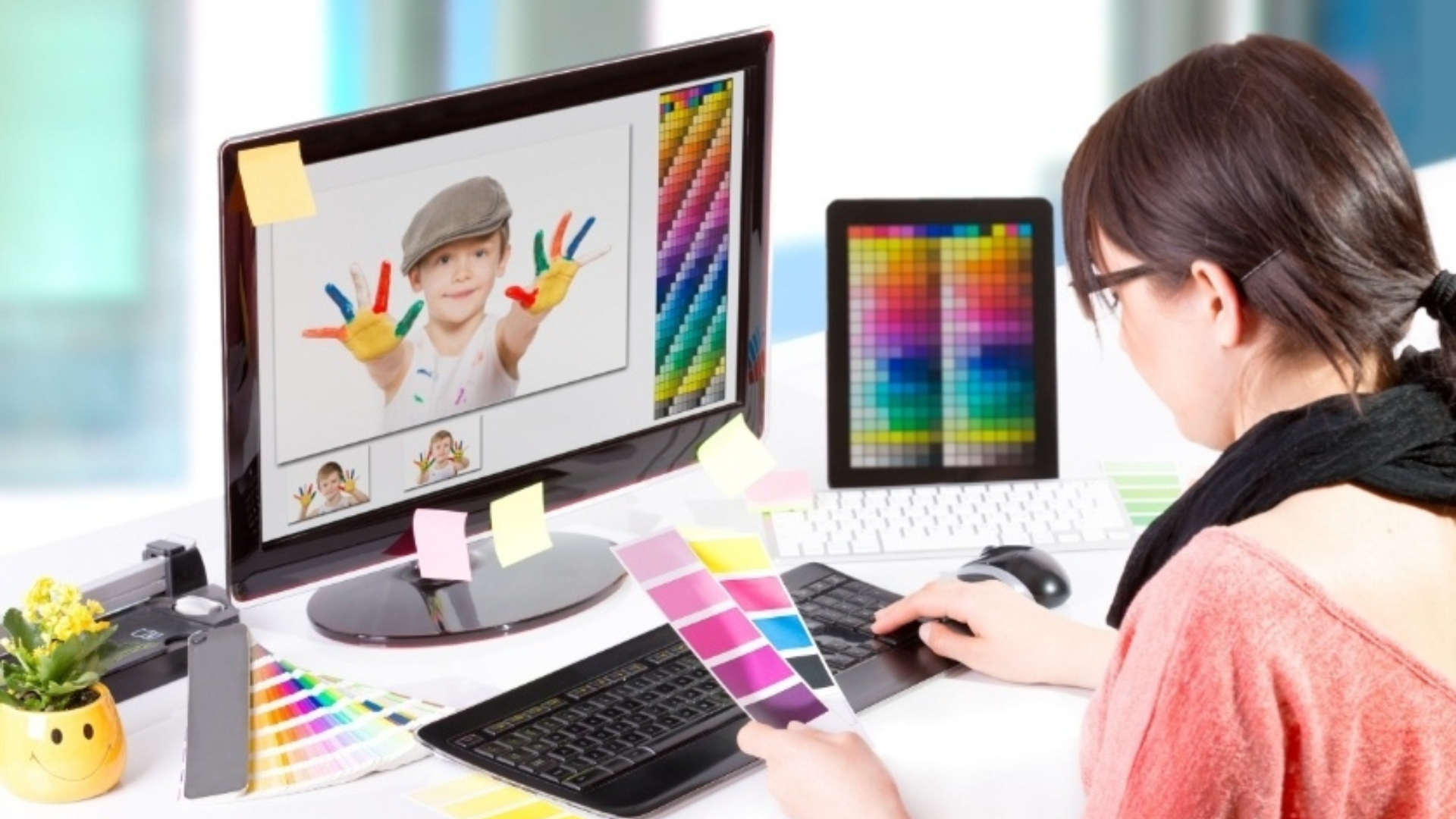 Freelance Graphic Design Where to Start and Find Clients (1)